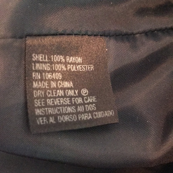 Tahari Women’s Gray Three Button Front Notched Collar Blazer/Jacket Size 14 - Picture 4 of 4